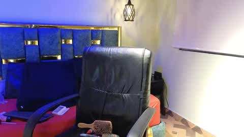 Snapshot of emily_fox_3 chatting on 11, 9, 2025 emily fox 3 online show from 11, 9, 2025