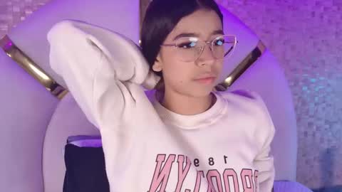 emily_greco online show from 10, 1, 2026