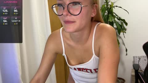 Snapshot of emily_jayreal chatting on 26, 1, 2025 Emily online show from 26, 1, 2025