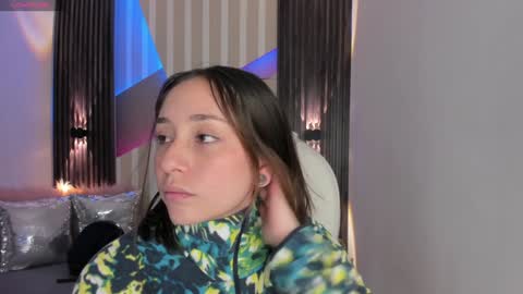Snapshot of emily_layton chatting on 23, 1, 2025 Emily online show from 23, 1, 2025