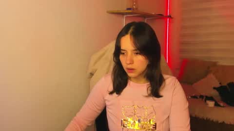 emily_lindey online show from 10, 11, 2025