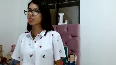 Snapshot of emily_loperaa chatting on 23, 1, 2025 Emily online show from 23, 1, 2025