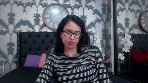 Snapshot of emily_loperaa chatting on 30, 1, 2025 Emily online show from 30, 1, 2025