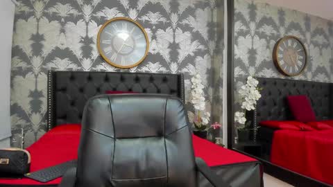 Snapshot of emily_loperaa chatting on 4, 2, 2025 Emily online show from 4, 2, 2025