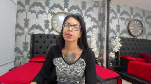 Snapshot of emily_loperaa chatting on 5, 2, 2025 Emily online show from 5, 2, 2025