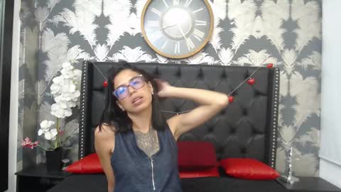 Snapshot of emily_loperaa chatting on 26, 2, 2025 Emily online show from 26, 2, 2025