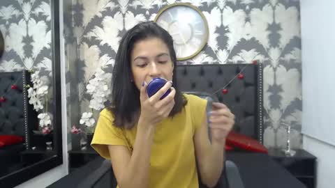 Snapshot of emily_loperaa chatting on 10, 3, 2025 Emily online show from 10, 3, 2025