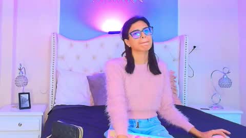 Snapshot of emily_loperaa chatting on 5, 10, 2025 Emily online show from 5, 10, 2025