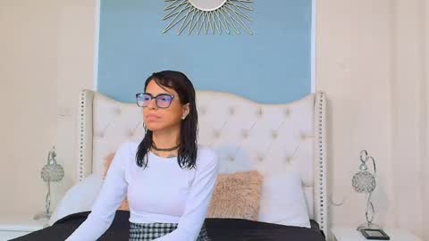 Emily online show from 21, 11, 2025