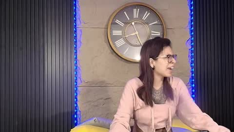 Emily online show from 11, 4, 2026