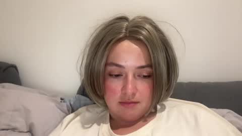 Snapshot of emily_morning_dew chatting on 13, 7, 2026 emily_morning_dew online show from 13, 7, 2026