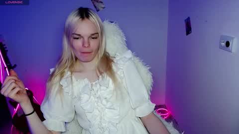 Lia online show from 19, 12, 2025