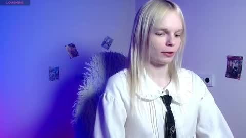 Snapshot of emily_nyaffe123 chatting on 14, 3, 2026 Lia online show from 14, 3, 2026