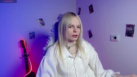 Snapshot of emily_nyaffe123 chatting on 15, 3, 2026 Lia online show from 15, 3, 2026