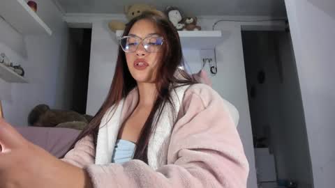 Snapshot of emily_palmeer chatting on 11, 12, 2024 emily_palmeer online show from 11, 12, 2024