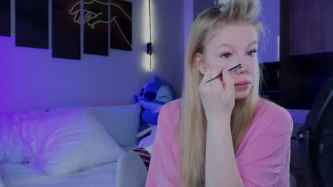 emily shepard online show from 2, 4, 2026