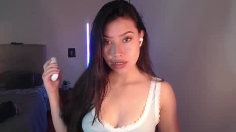 Emily  Swan online show from 15, 1, 2025