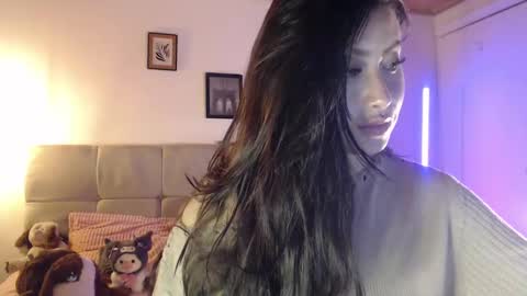 Emily  Swan online show from 24, 1, 2025