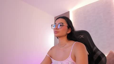 emily_tolson online show from 10, 3, 2026