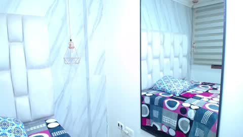 Emily Trujillo online show from 24, 1, 2025