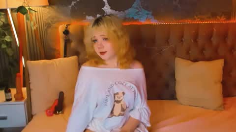 Baby Emelli online show from 20, 5, 2026