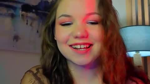 Snapshot of emilyart_ chatting on 5, 12, 2024 artist Emily online show from 5, 12, 2024