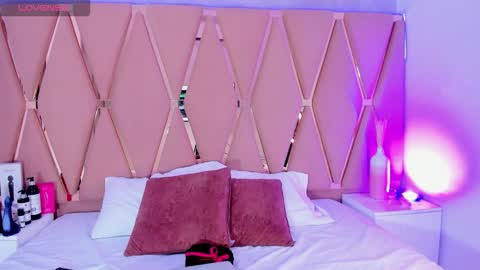 Emily online show from 11, 10, 2025