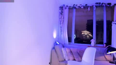 Snapshot of emilydolly_ chatting on 24, 4, 2026 Emily online show from 24, 4, 2026