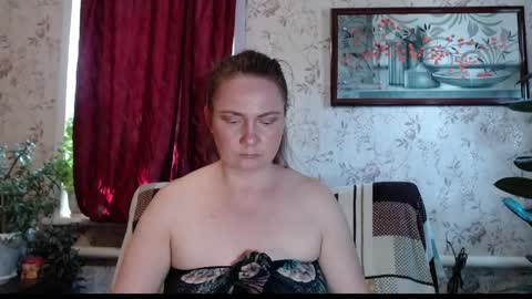 EmilyDoth online show from 9, 5, 2026