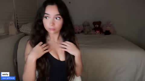 Snapshot of emilyfawn chatting on 18, 10, 2025 emilyfawn online show from 18, 10, 2025