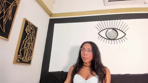 Emily online show from 25, 9, 2025