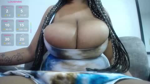 Emilyhines online show from 15, 12, 2025