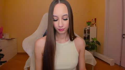 Snapshot of emilyhoston chatting on 5, 3, 2025 Alina online show from 5, 3, 2025