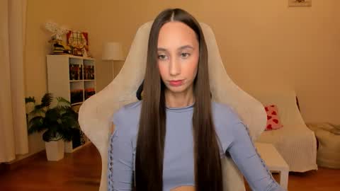 Snapshot of emilyhoston chatting on 11, 9, 2025 Alina online show from 11, 9, 2025