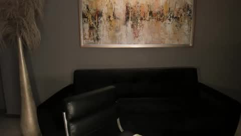 Emily online show from 5, 11, 2025