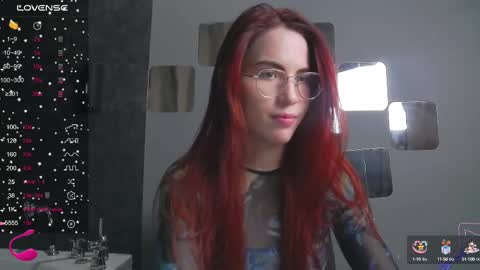 EmilyKents online show from 25, 2, 2025