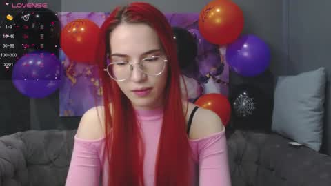 EmilyKents online show from 28, 10, 2025