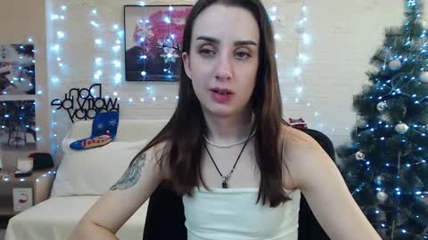 Snapshot of emilylayer chatting on 24, 12, 2024 Emyli online show from 24, 12, 2024