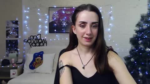 Snapshot of emilylayer chatting on 26, 12, 2024 Emyli online show from 26, 12, 2024