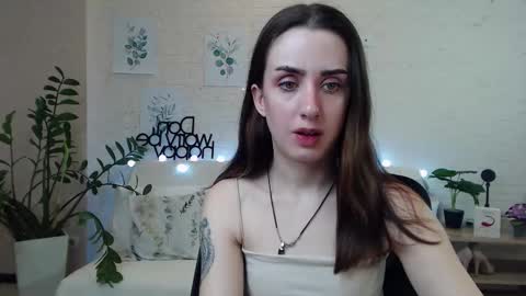 Snapshot of emilylayer chatting on 10, 1, 2025 Emyli online show from 10, 1, 2025