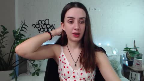 Snapshot of emilylayer chatting on 9, 2, 2025 Emyli online show from 9, 2, 2025