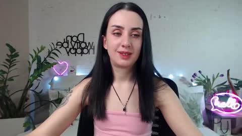Snapshot of emilylayer chatting on 14, 2, 2025 Emyli online show from 14, 2, 2025