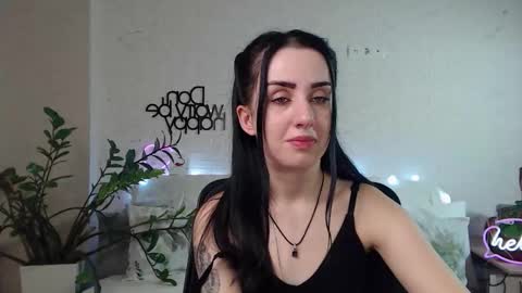 Snapshot of emilylayer chatting on 15, 2, 2025 Emyli online show from 15, 2, 2025