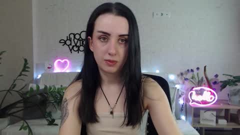 Snapshot of emilylayer chatting on 18, 2, 2025 Emyli online show from 18, 2, 2025