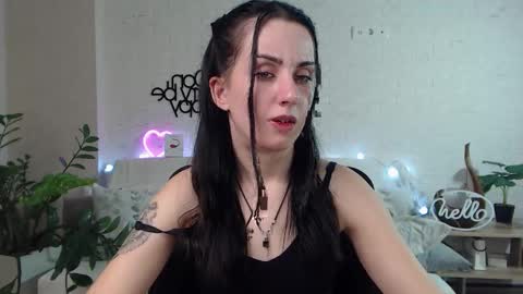 Snapshot of emilylayer chatting on 23, 2, 2025 Emyli online show from 23, 2, 2025