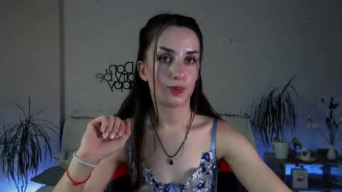 Snapshot of emilylayer chatting on 12, 9, 2025 Emyli online show from 12, 9, 2025