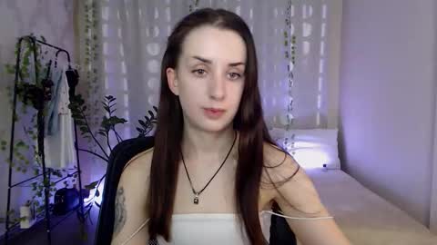 Snapshot of emilylayer chatting on 18, 9, 2025 Emyli online show from 18, 9, 2025
