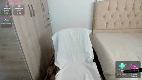 Snapshot of emilypink_1 chatting on 7, 3, 2025 Emily online show from 7, 3, 2025