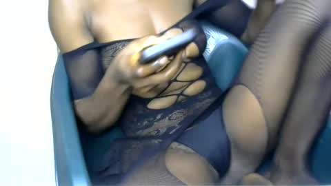 Snapshot of emilypussy20 chatting on 9, 8, 2026 emilypussy20 online show from 9, 8, 2026