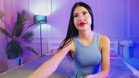 Snapshot of emilyramsey chatting on 16, 7, 2026 Emily online show from 16, 7, 2026